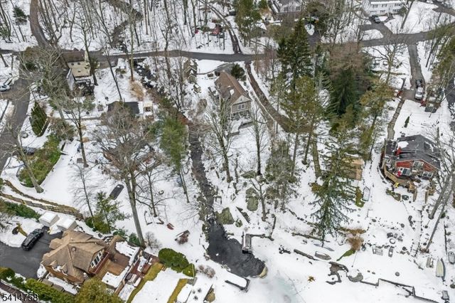 17 Rosemont Ave, West Milford Twp., NJ 07480