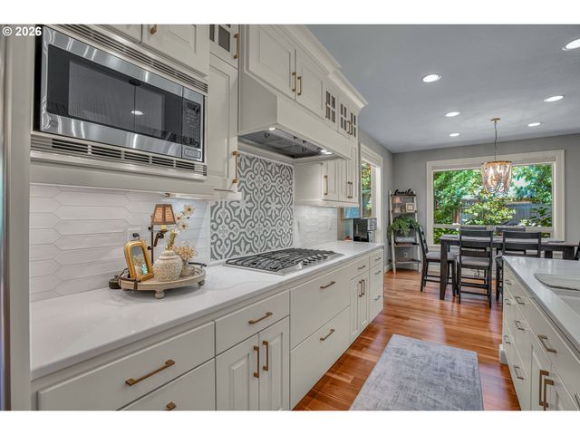 22648 Sw 96TH Dr, Tualatin, OR 97062