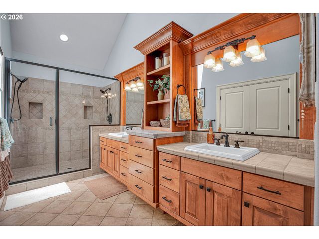 22648 Sw 96TH Dr, Tualatin, OR 97062