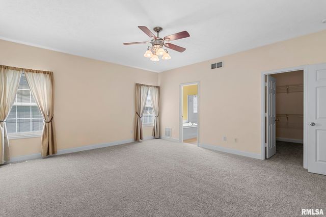 1620 Chancelor Place, Chatham, IL 62629