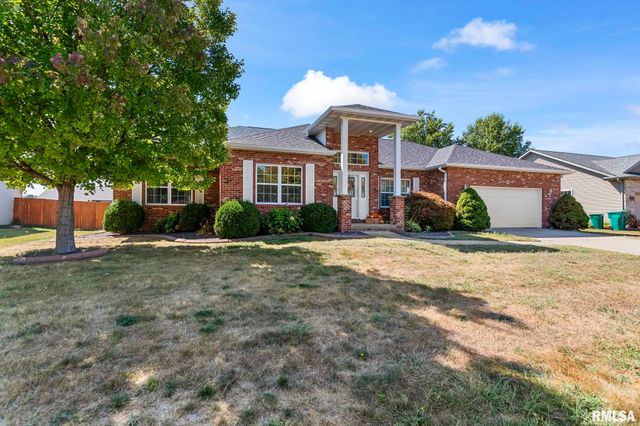 1620 Chancelor Place, Chatham, IL 62629