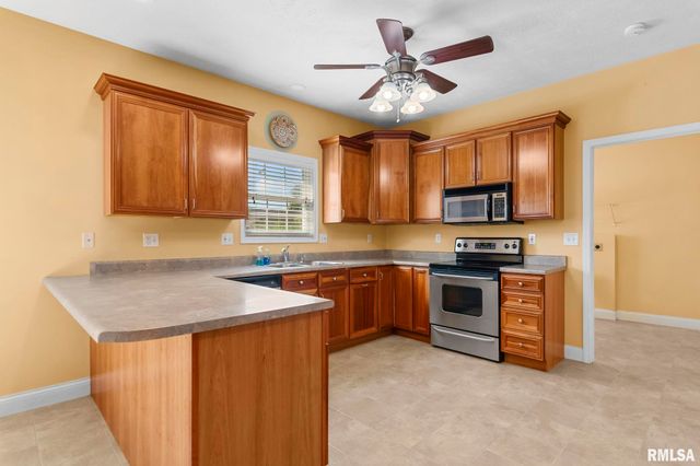 1620 Chancelor Place, Chatham, IL 62629