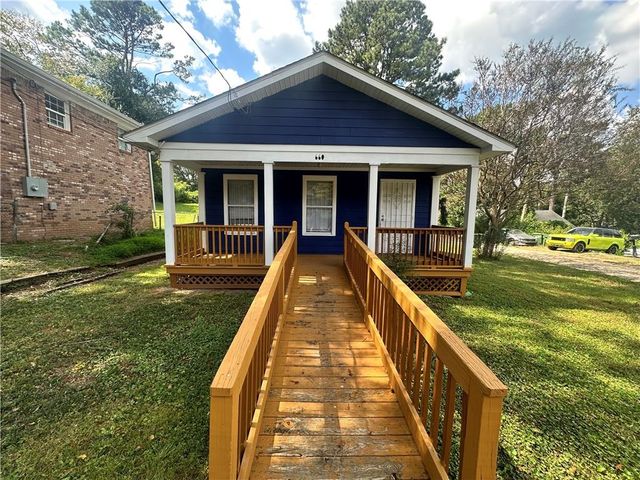 660 Cedar NW Avenue, Atlanta, GA 30318