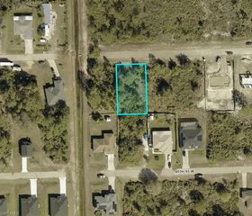2717 50th ST W, Lehigh Acres, FL 33971