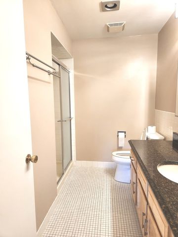 8001 W Courte Drive 310, Niles, IL 60714
