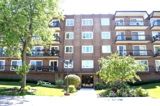 8001 W Courte Drive 310, Niles, IL 60714