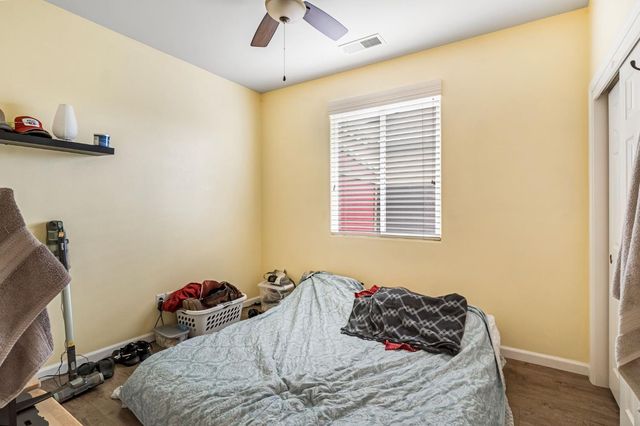 3237 Bellaire Avenue, Clovis, CA 93619