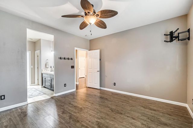 3237 Bellaire Avenue, Clovis, CA 93619