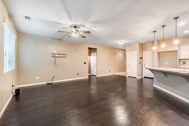 3237 Bellaire Avenue, Clovis, CA 93619