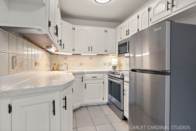 452 N Addison Road, Villa Park, IL 60181