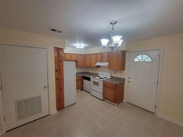 2674 Evans Mill Drive, Lithonia, GA 30058