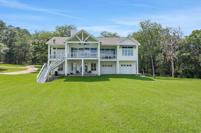 231 Ridge Cove Lane, Coldspring, TX 77331