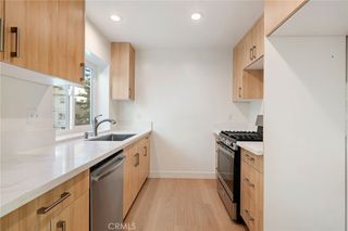 10911 Bluffside Drive 23, Studio City, CA 91604