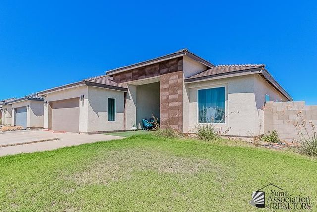 770 E 13 St, Somerton, AZ 85350