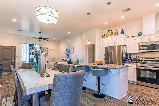 770 E 13 St, Somerton, AZ 85350