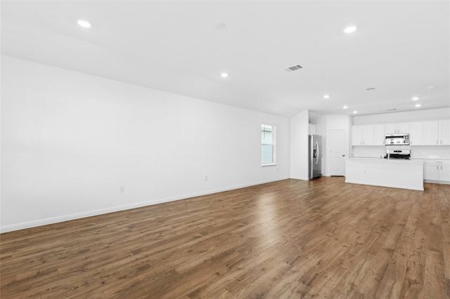 134 Lake Kemp LN, Buda, TX 78610