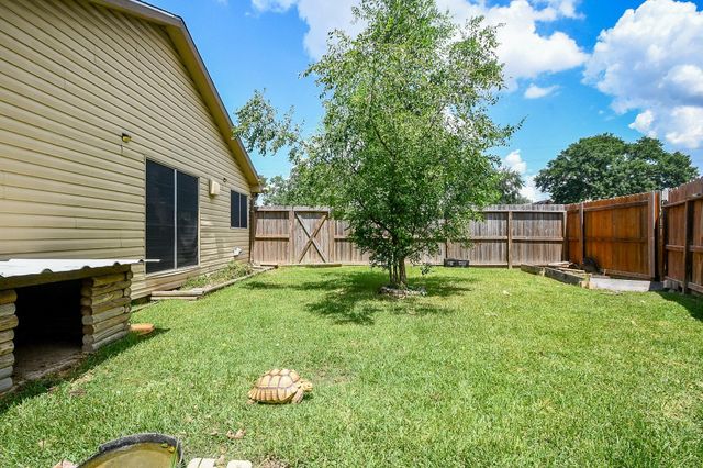 5011 Kleinway Drive, Houston, TX 77066