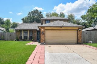 5011 Kleinway Drive, Houston, TX 77066