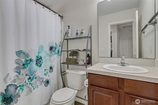 4023 Tribute Avenue E, Fife, WA 98424