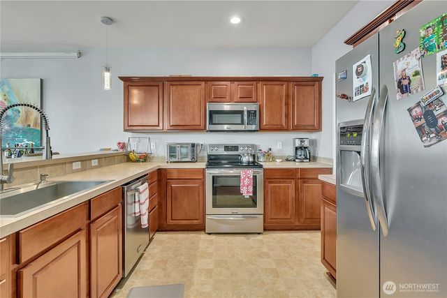4023 Tribute Avenue E, Fife, WA 98424