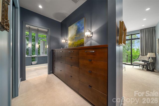 257 Bear Landing Drive, Hendersonville, NC 28792