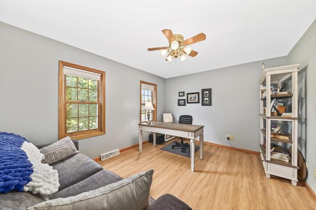 1230 S Springdale ROAD, Waukesha, WI 53186