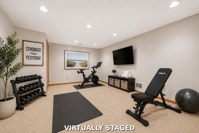 1230 S Springdale ROAD, Waukesha, WI 53186