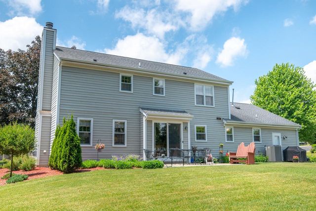 1230 S Springdale ROAD, Waukesha, WI 53186