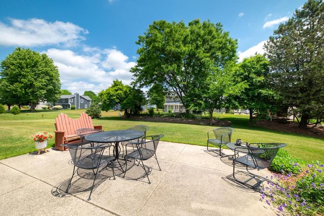 1230 S Springdale ROAD, Waukesha, WI 53186