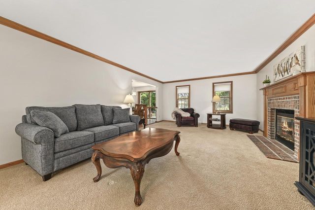 1230 S Springdale ROAD, Waukesha, WI 53186
