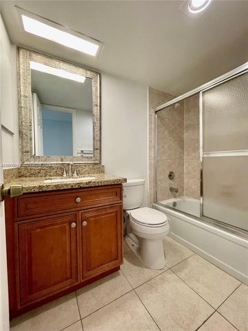 2320 S Cypress Bend Drive 204, Pompano Beach, FL 33069