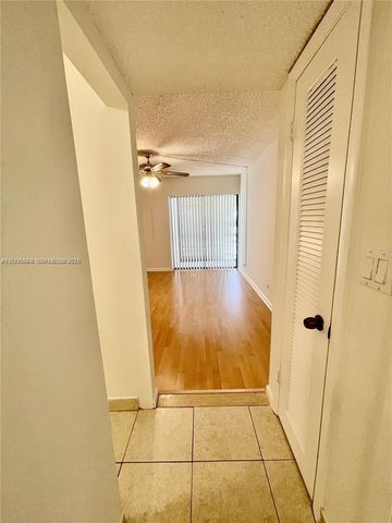 2320 S Cypress Bend Drive 204, Pompano Beach, FL 33069