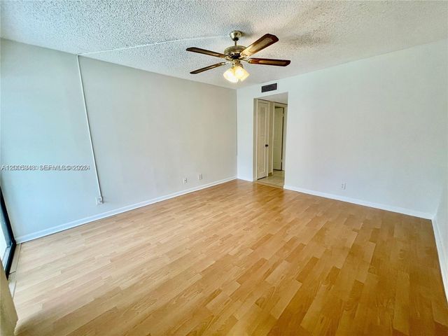 2320 S Cypress Bend Drive 204, Pompano Beach, FL 33069