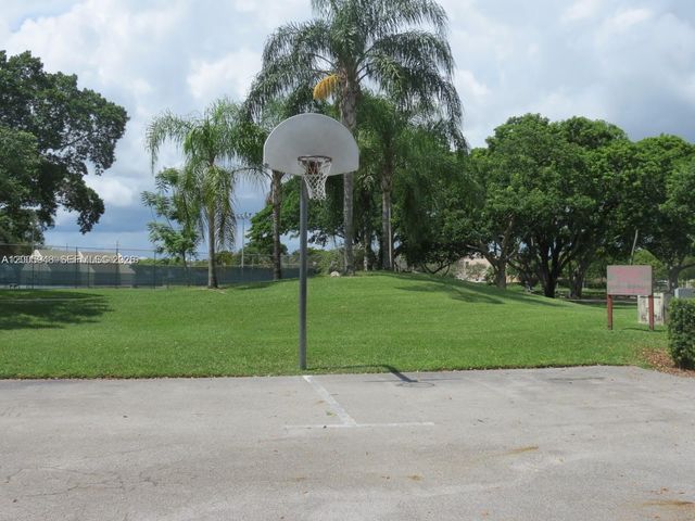 2320 S Cypress Bend Drive 204, Pompano Beach, FL 33069