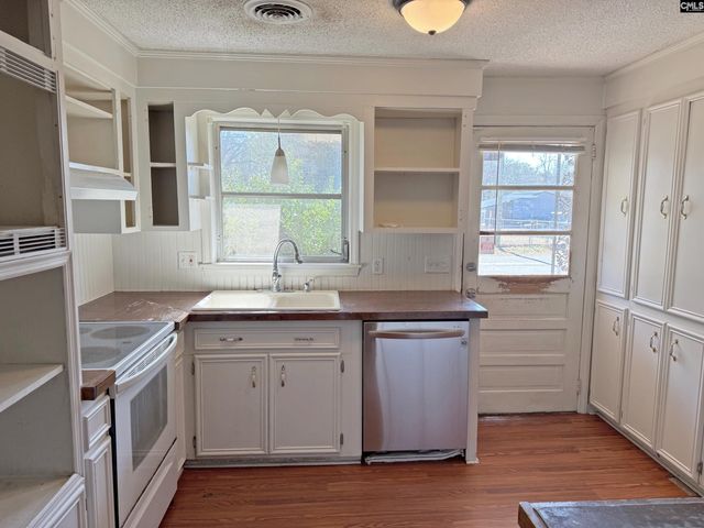 357 Highland Avenue, Batesburg, SC 29006