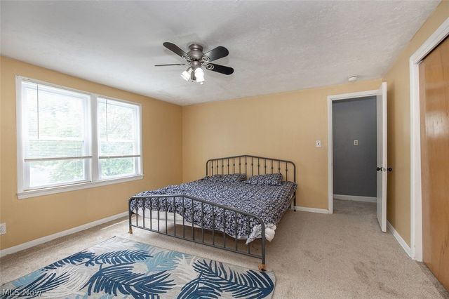 2374 Traymore Road, University Heights, OH 44118