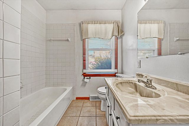 983 Shelbourne AVE, Vinton, VA 24179