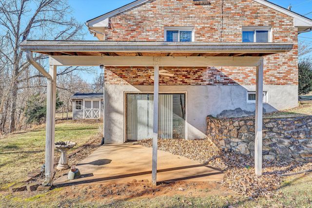 983 Shelbourne AVE, Vinton, VA 24179