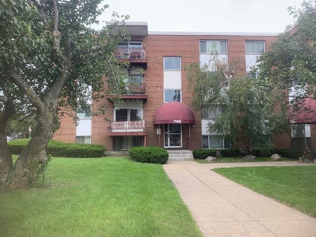 790 Hyde Park Ave 26, Boston, MA 02136