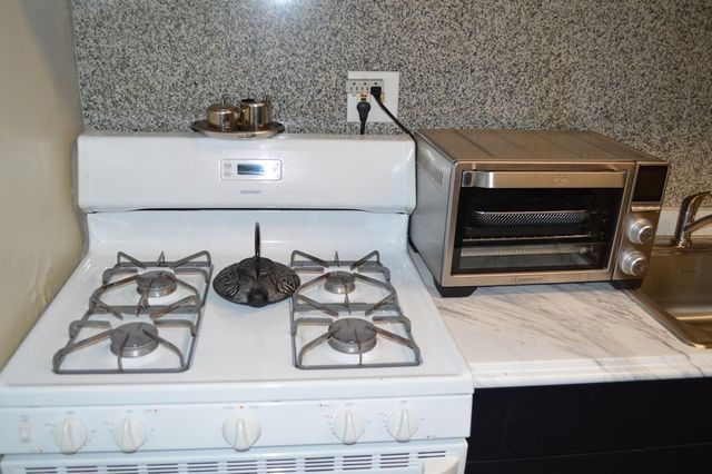 790 Hyde Park Ave 26, Boston, MA 02136