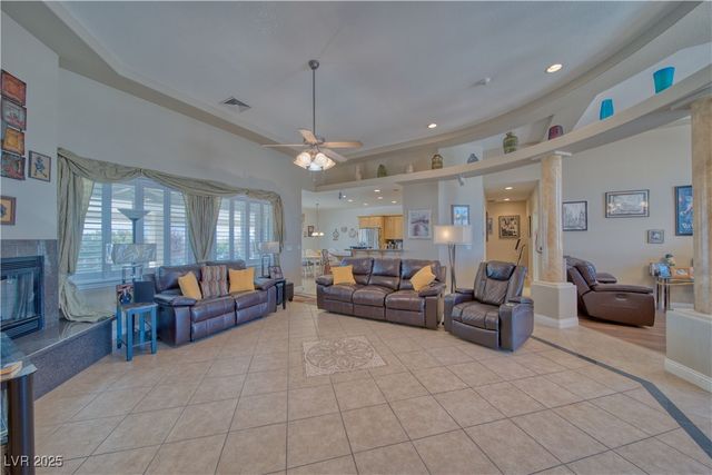 961 Laguna Street, Pahrump, NV 89048