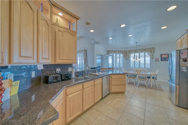 961 Laguna Street, Pahrump, NV 89048