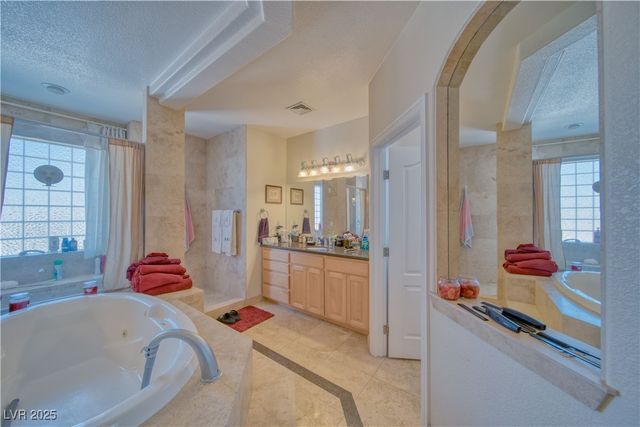 961 Laguna Street, Pahrump, NV 89048