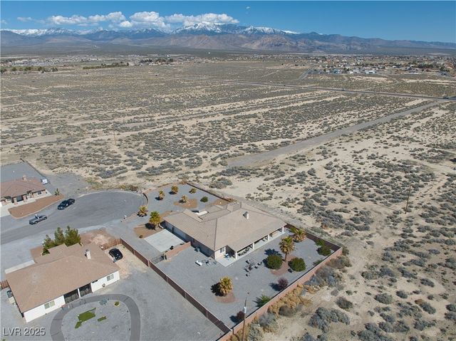 961 Laguna Street, Pahrump, NV 89048