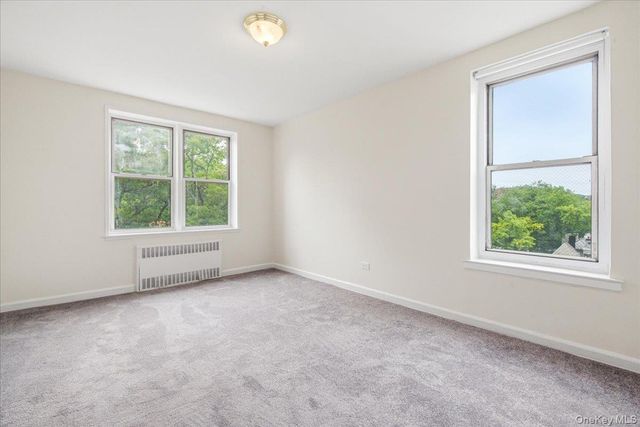 82-40 Austin Street 6B, Kew Gardens, NY 11415