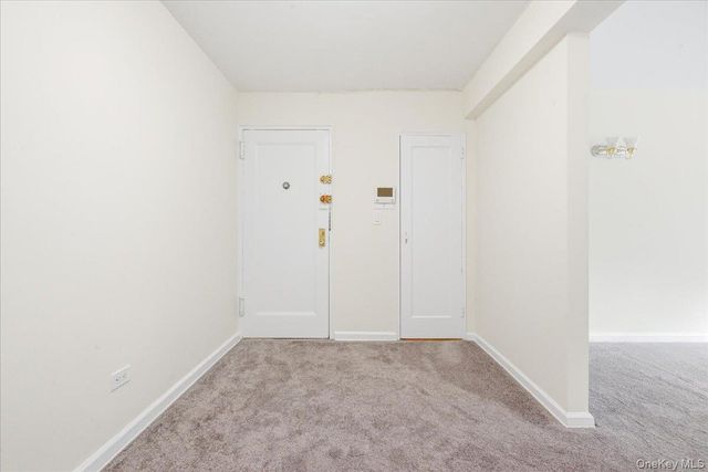 82-40 Austin Street 6B, Kew Gardens, NY 11415
