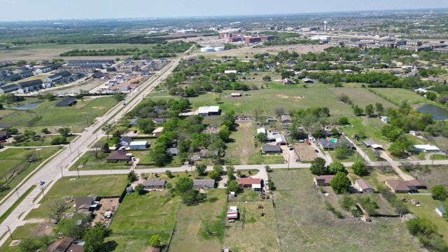 3929 Hickox Road, Rowlett, TX 75089