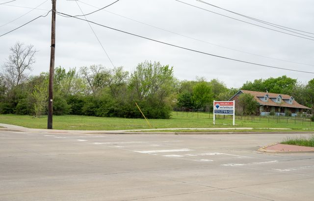 3929 Hickox Road, Rowlett, TX 75089