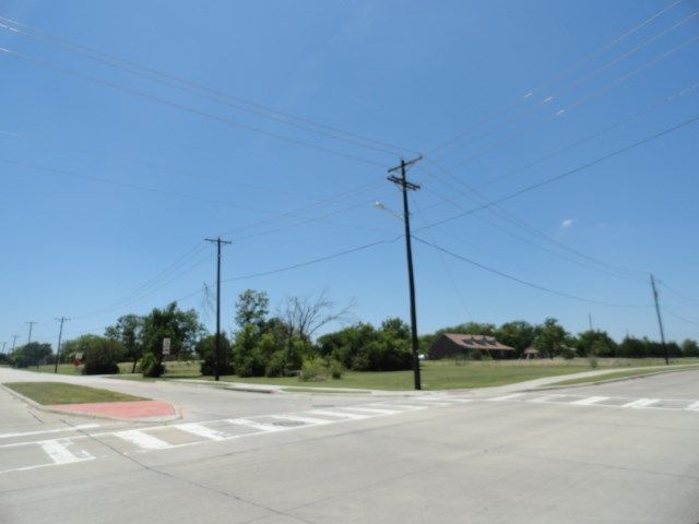 3929 Hickox Road, Rowlett, TX 75089