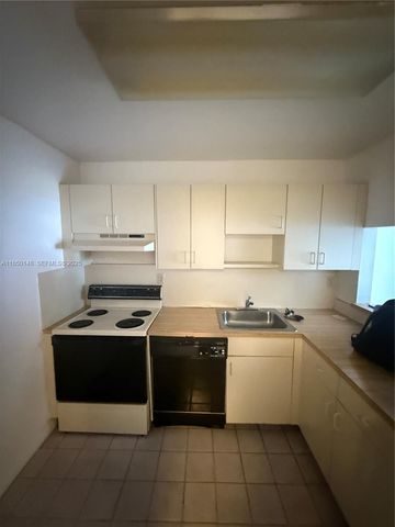 11309 SW 200th Street C213, Miami, FL 33157